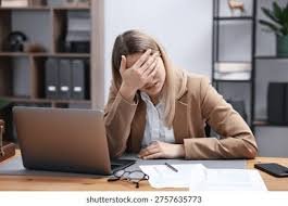 Mujer cansada del trabajo