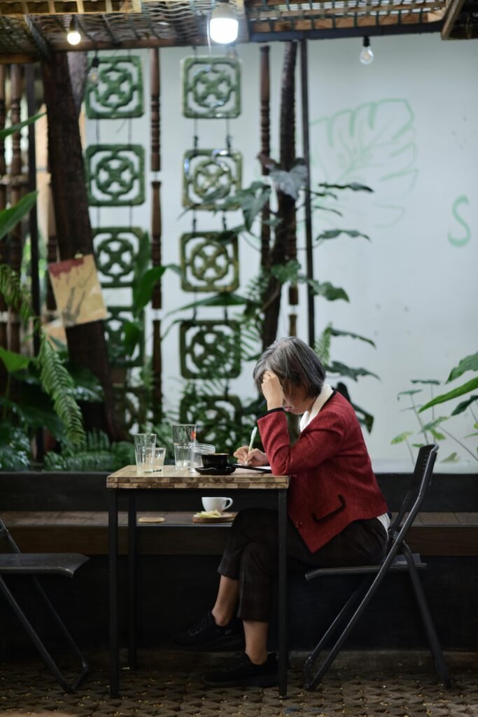 mujer pensando como empezar a cambiar