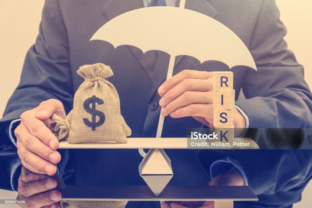 foto riesgo financiero, riesgos cursos humo